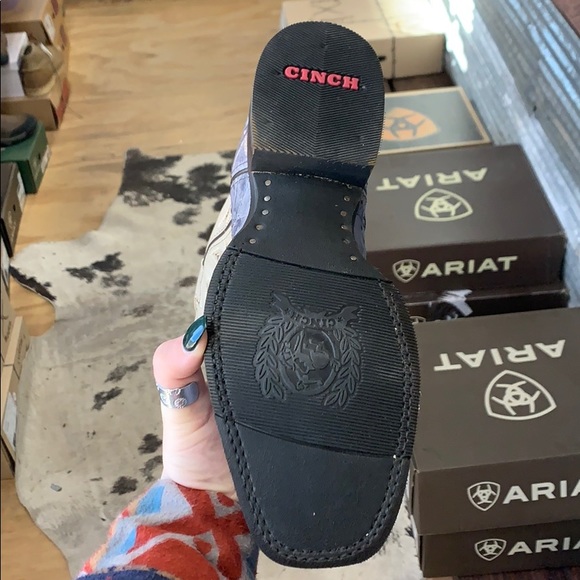 Men’s boots - Picture 3 of 4